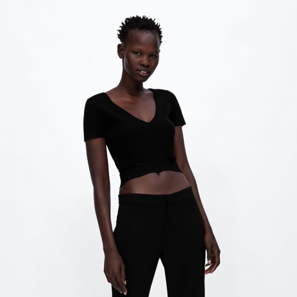 Zara Cut Out Top - black